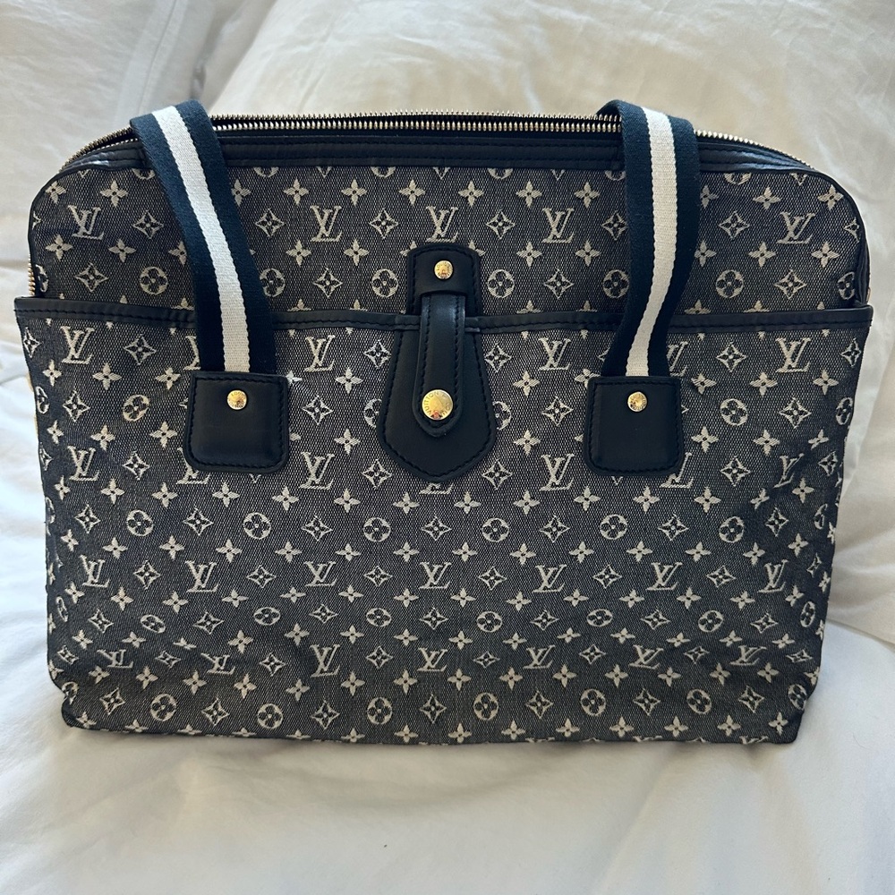 Louis Vuitton Mini Lin Mary Kate Sac Bag